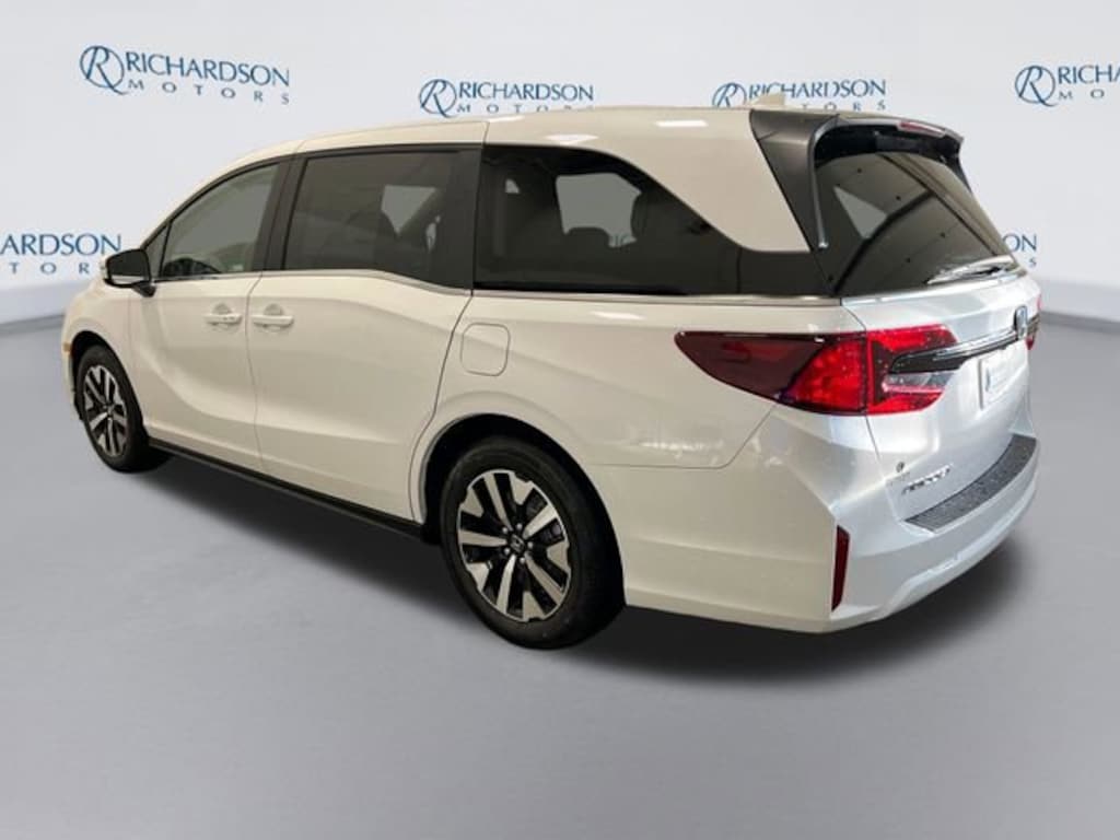 New 2026 Honda Odyssey EX-L Van Passenger
