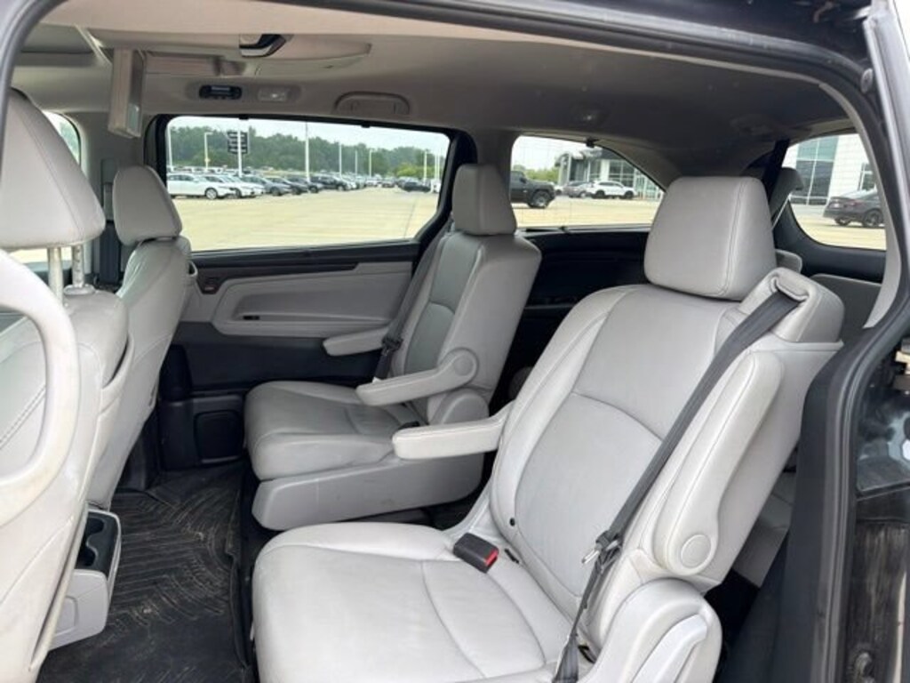 Certified 2023 Honda Odyssey Touring Van