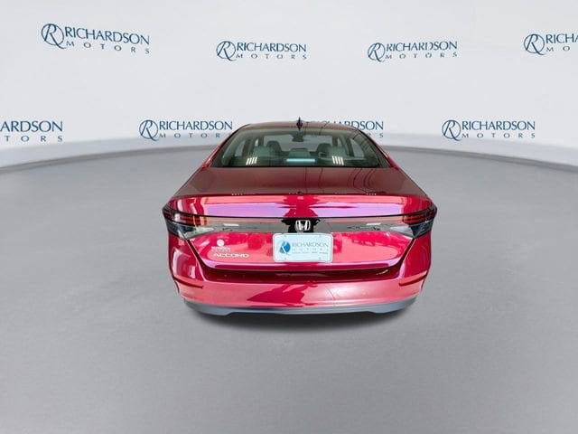 2025 Honda Accord SE - Photo 7