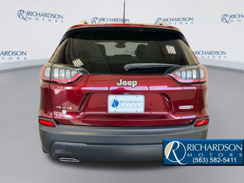 Used 2021 Jeep Cherokee Latitude Lux SUV