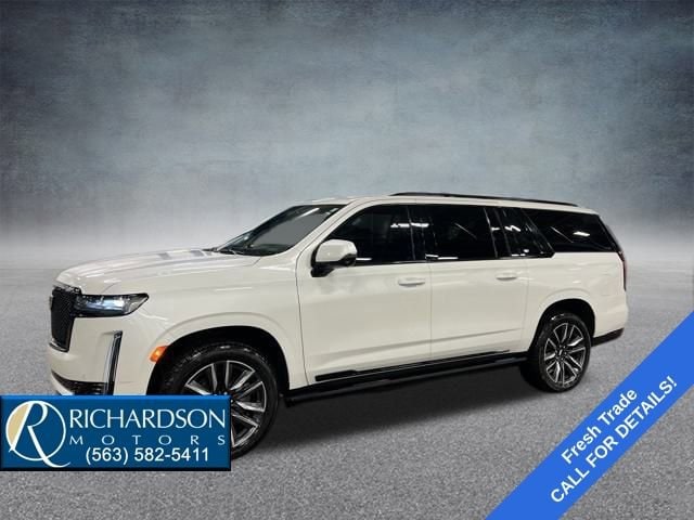 2022 Cadillac Escalade ESV Sport Platinum's photo