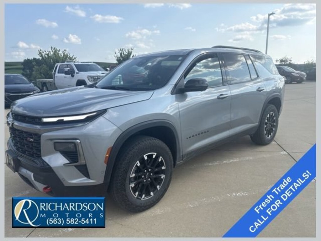 Used 2024 Chevrolet Traverse Z71 SUV