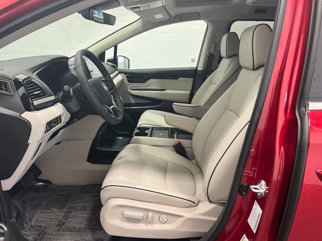 2026 Honda Odyssey Touring - Photo 9