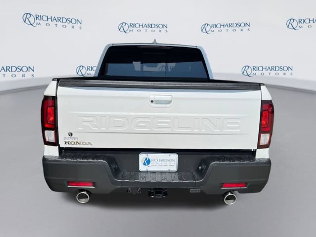 New 2026 Honda Ridgeline RTL Truck Crew Cab