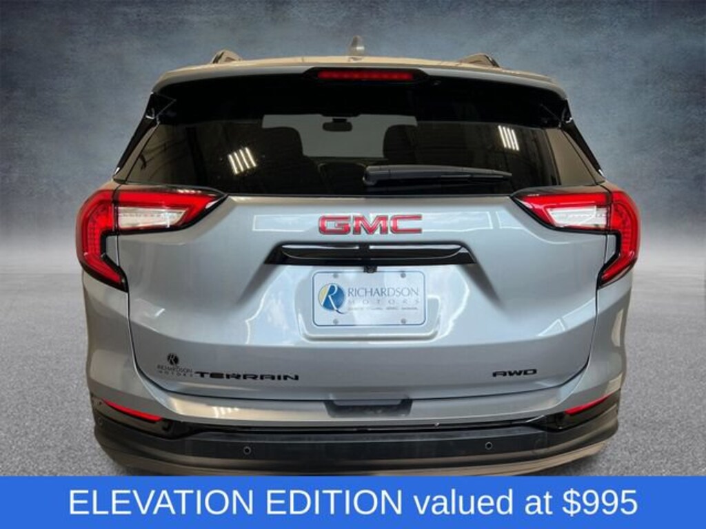 Used 2023 GMC Terrain SLE SUV