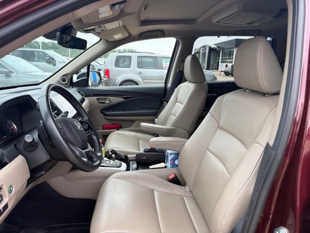 Certified 2020 Honda Pilot Touring 7 Passenger AWD SUV