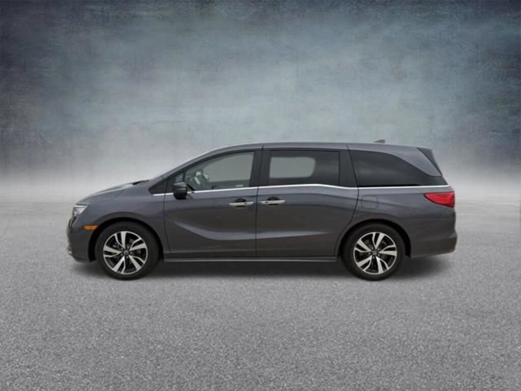 Certified 2023 Honda Odyssey Touring Van
