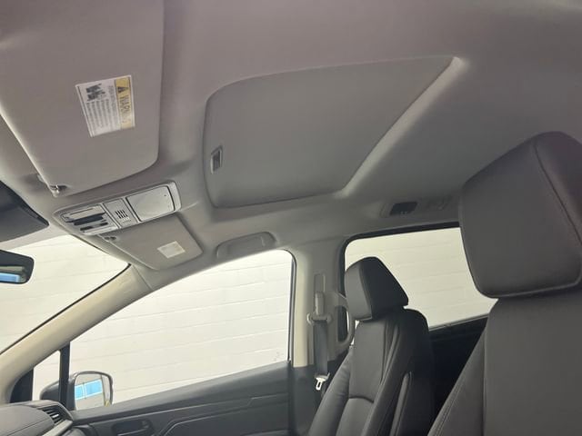 2026 Honda Odyssey EX-L - Photo 15