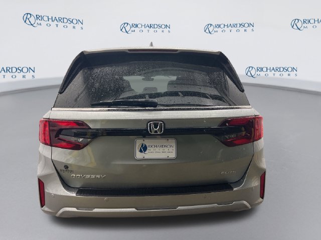 New 2027 Honda Odyssey Elite Van Passenger Van