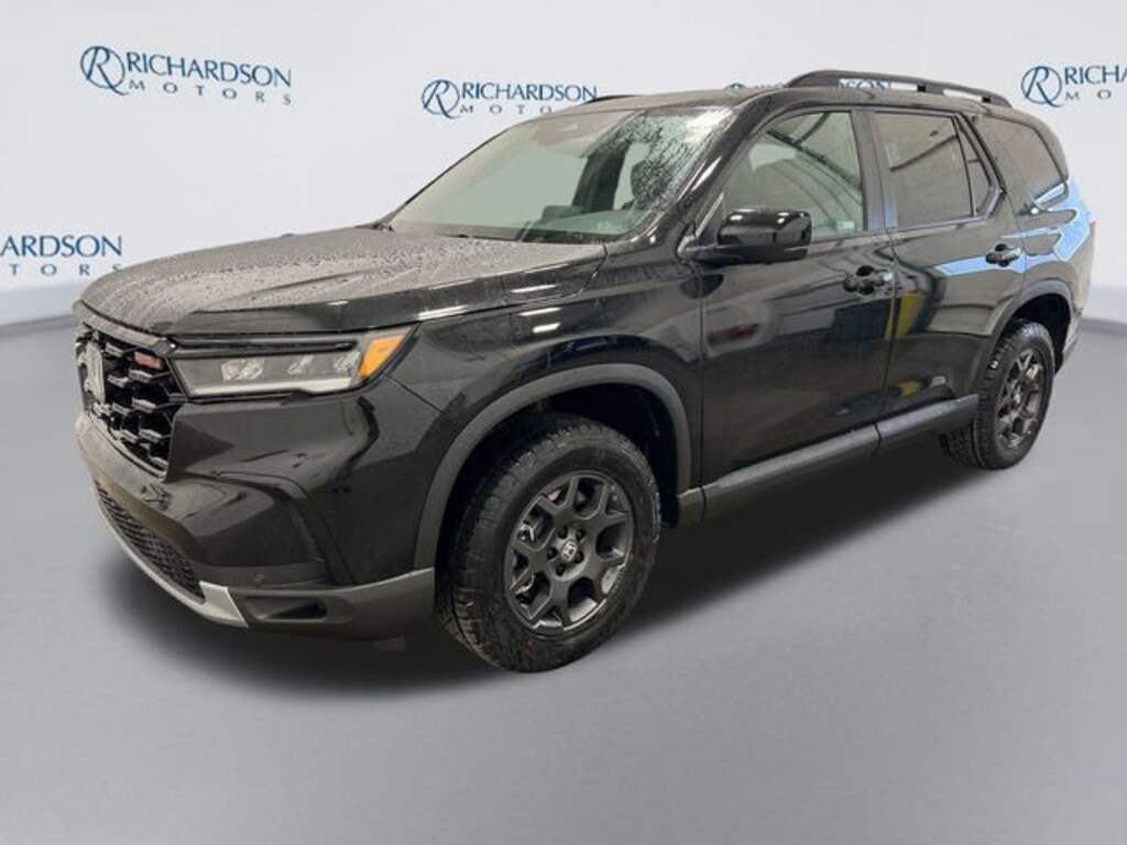 New 2025 Honda Pilot TrailSport SUV