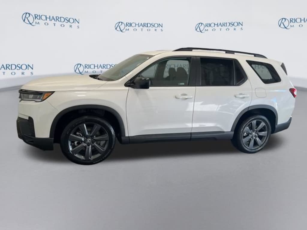 New 2026 Honda Pilot Sport SUV