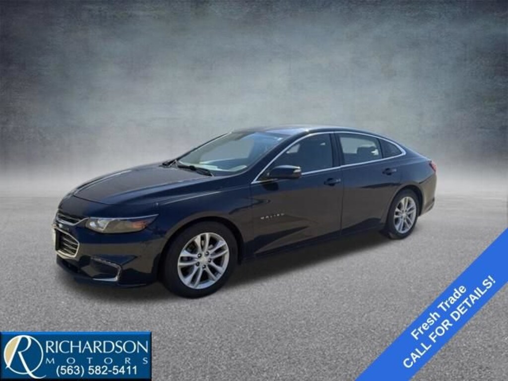Used 2017 Chevrolet Malibu LT w/1LT Sedan