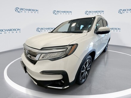 2022 Honda Pilot Touring 7 Passenger SUV