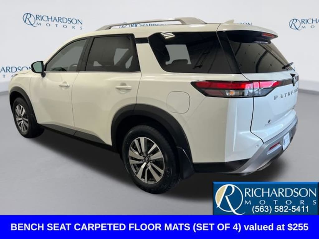 Used 2022 Nissan Pathfinder SL SUV