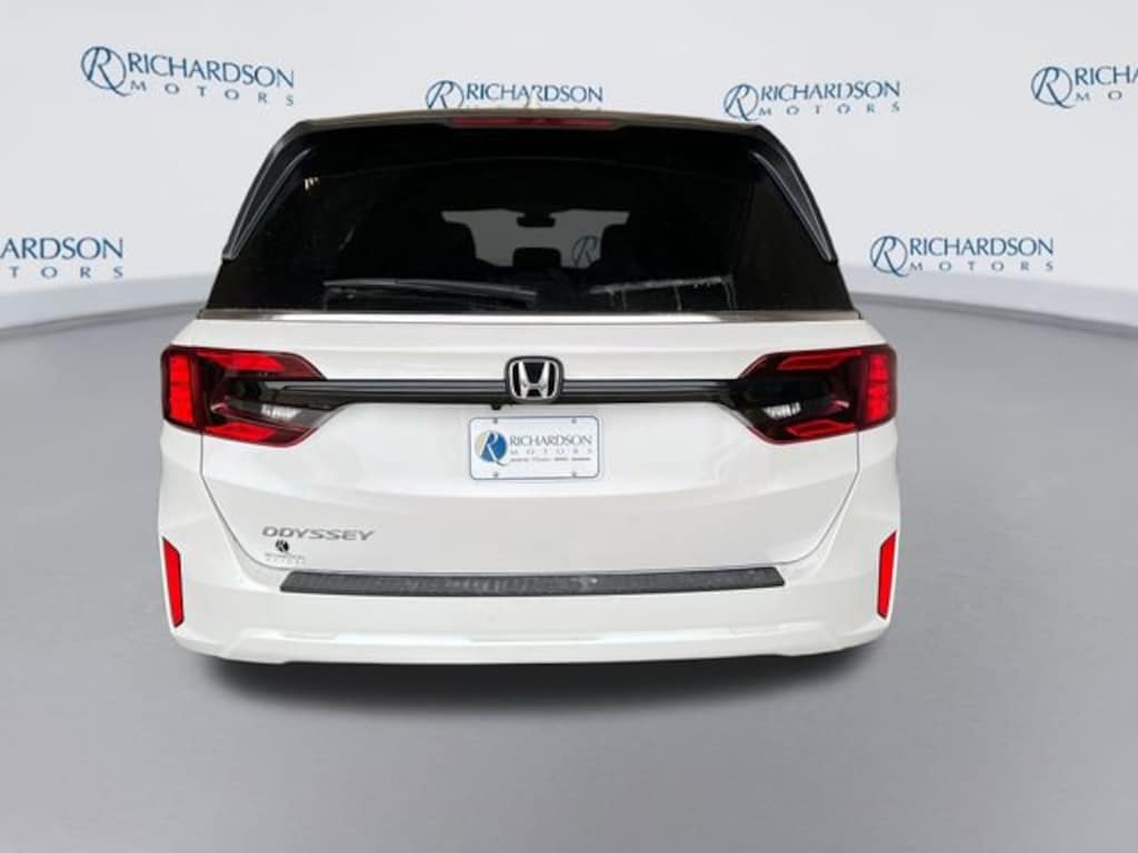 New 2026 Honda Odyssey EX-L Van Passenger