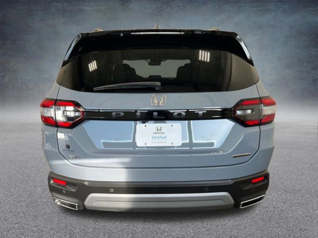 Certified 2025 Honda Pilot Touring SUV