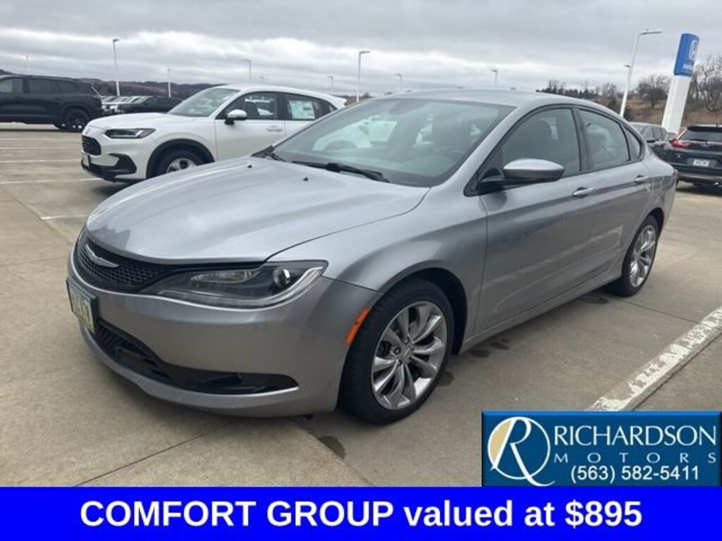 Used 2015 Chrysler 200 S Sedan