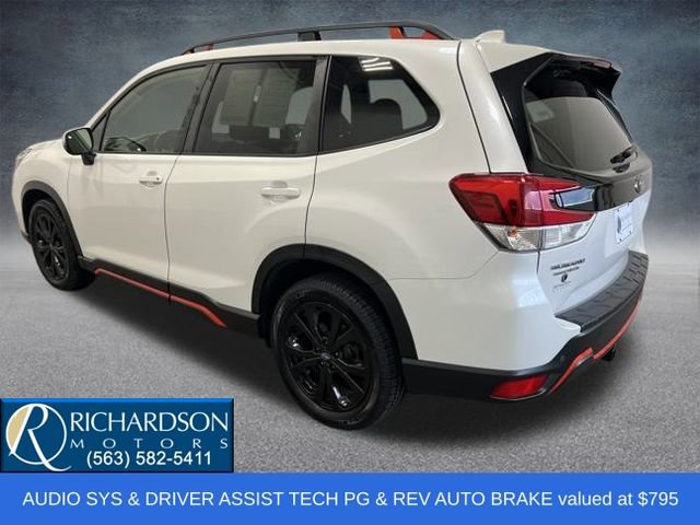 2020 Subaru Forester Sport photo 2