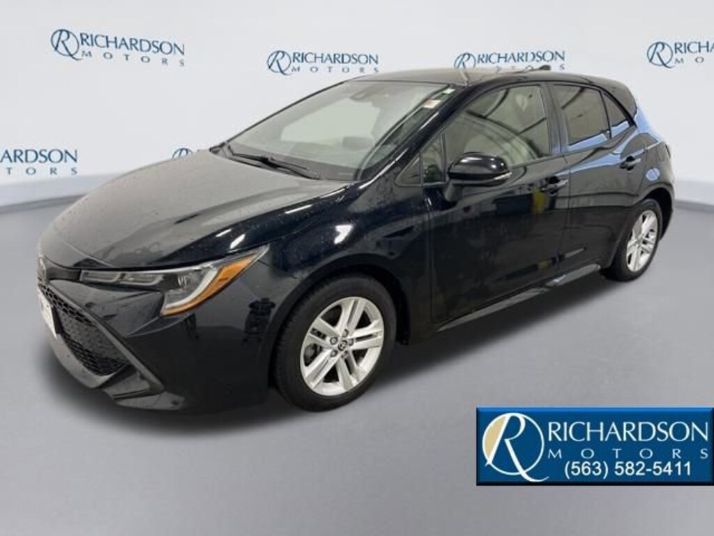 Used 2019 Toyota Corolla Hatchback SE Hatchback