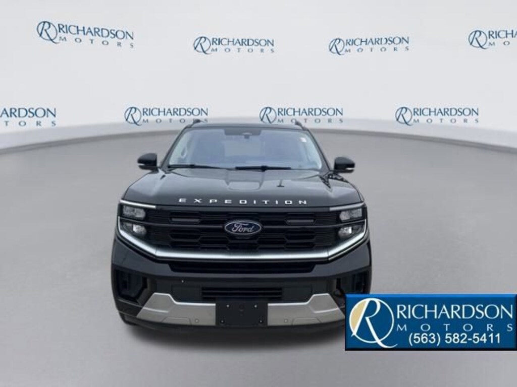 Used 2025 Ford Expedition Platinum SUV
