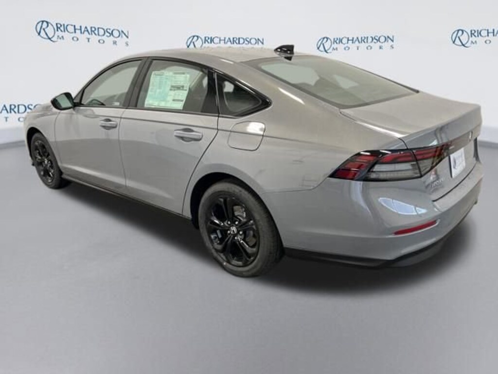 Used 2025 Honda Accord SE Sedan