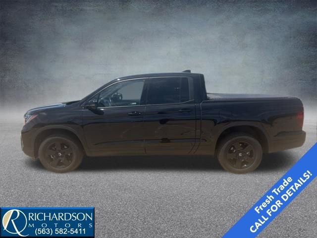 2025 Honda Ridgeline Black Edition's photo
