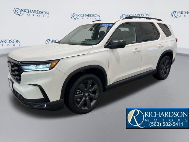 2023 Honda Pilot Sport AWD's photo