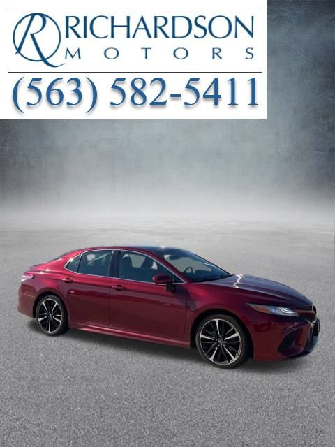 2018 Toyota Camry XSE photo 4