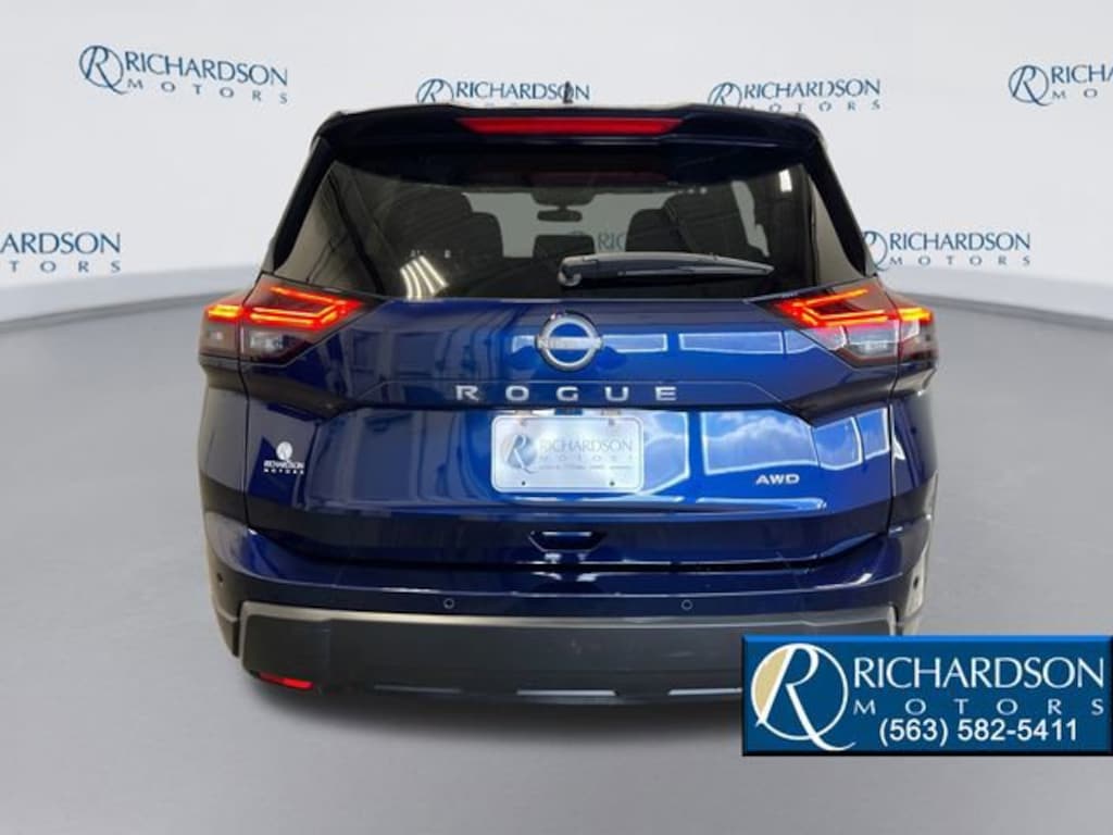 Used 2025 Nissan Rogue SV SUV