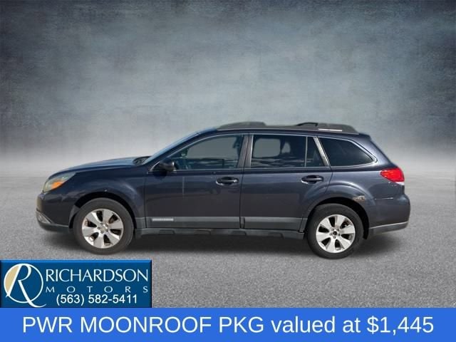 Used 2011 Subaru Outback I Limited with VIN 4S4BRCKC7B3333008 for sale in Dubuque, IA