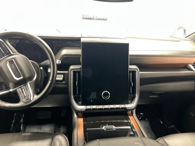 2025 GMC Yukon Denali - Photo 11