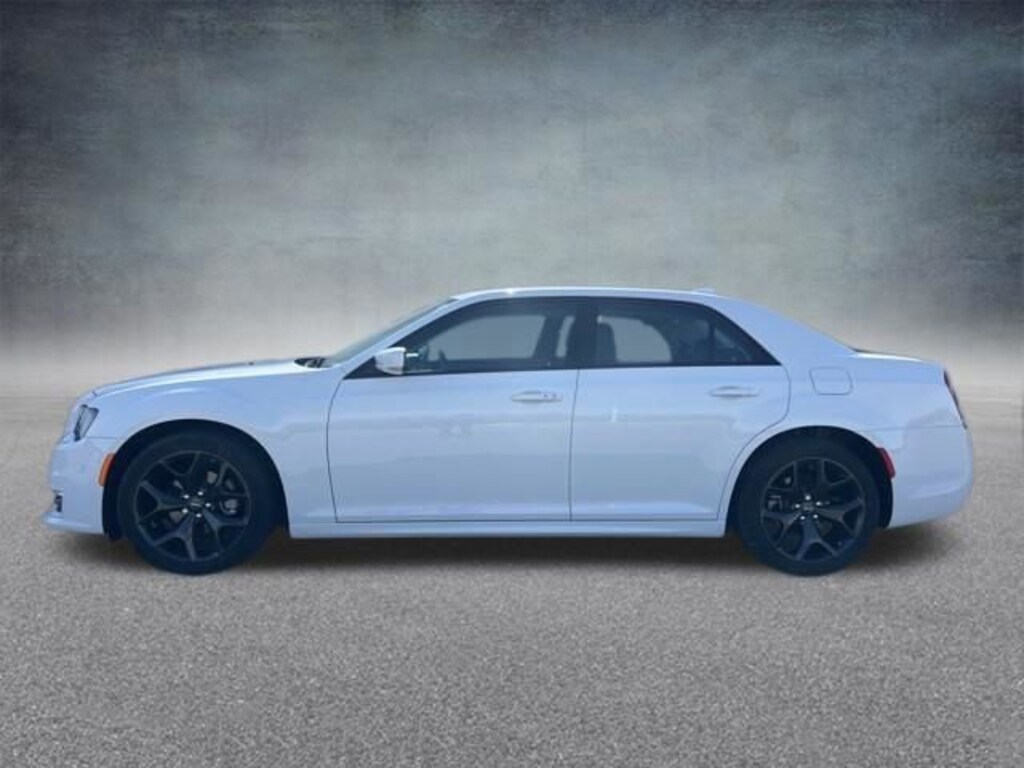 Used 2023 Chrysler 300 Touring L Sedan