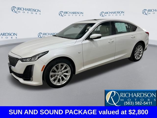 2023 Cadillac CT5 Luxury's photo