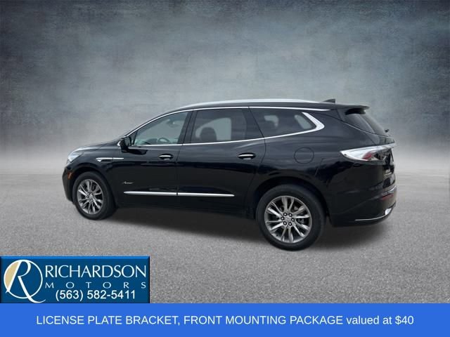 2023 Buick Enclave Avenir photo 3