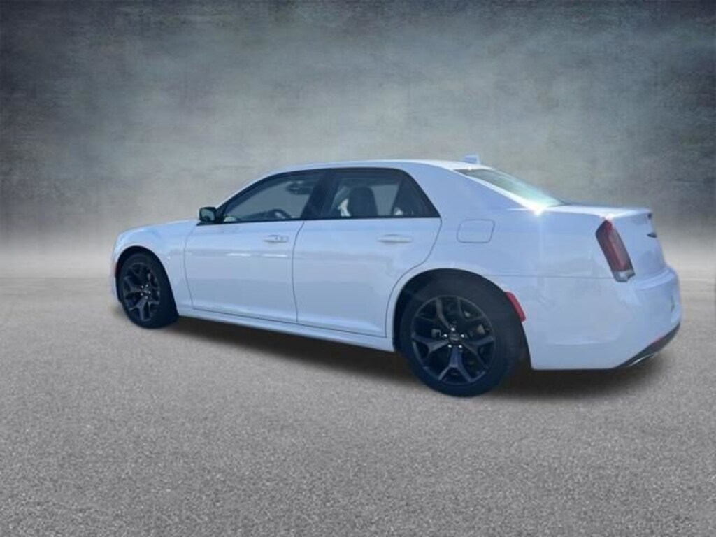 Used 2023 Chrysler 300 Touring L Sedan