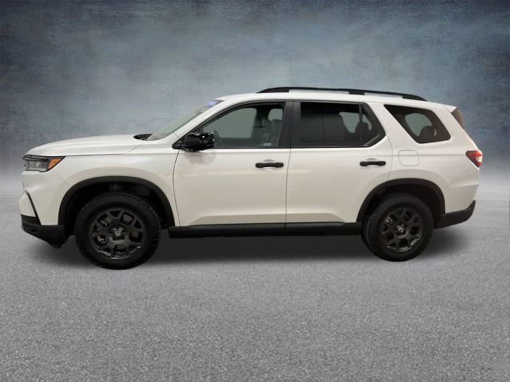 Certified 2025 Honda Pilot TrailSport SUV