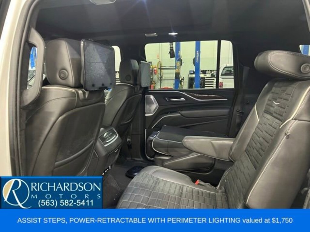 Used 2022 CADILLAC Escalade ESV Sport Platinum SUV
