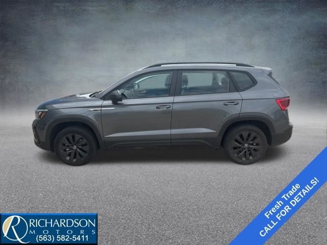 2023 Volkswagen Taos 1.5T S's photo
