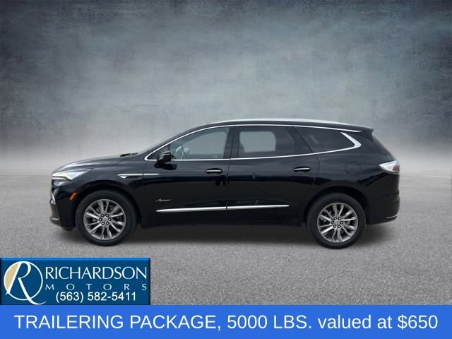 2023 Buick Enclave Avenir photo 2