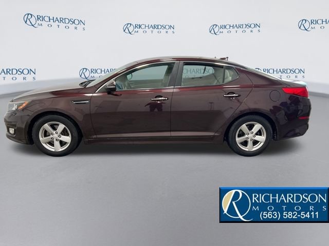 Used 2015 Kia Optima LX with VIN 5XXGM4A7XFG494042 for sale in Dubuque, IA