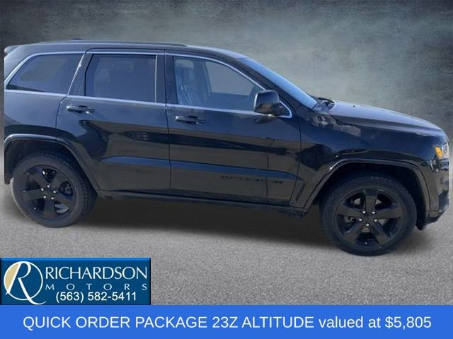 2015 Jeep Grand Cherokee Altitude photo 2