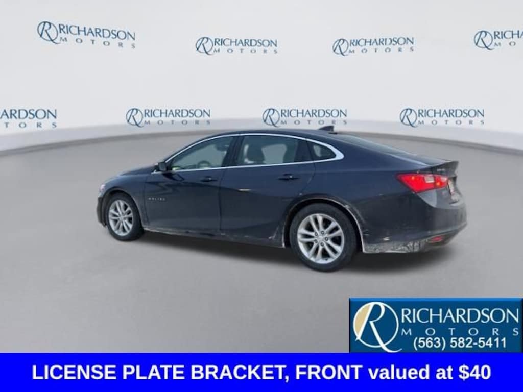 Used 2017 Chevrolet Malibu LT w/1LT Sedan