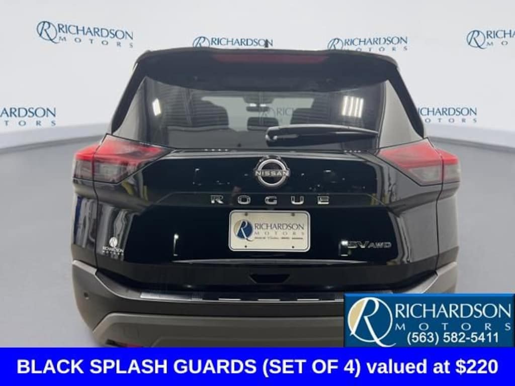 Used 2023 Nissan Rogue SV SUV