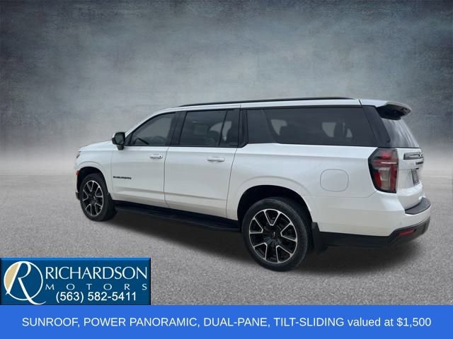 2023 Chevrolet Suburban RST photo 3