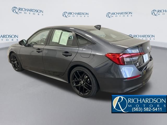 2022 Honda Civic Sport photo 3