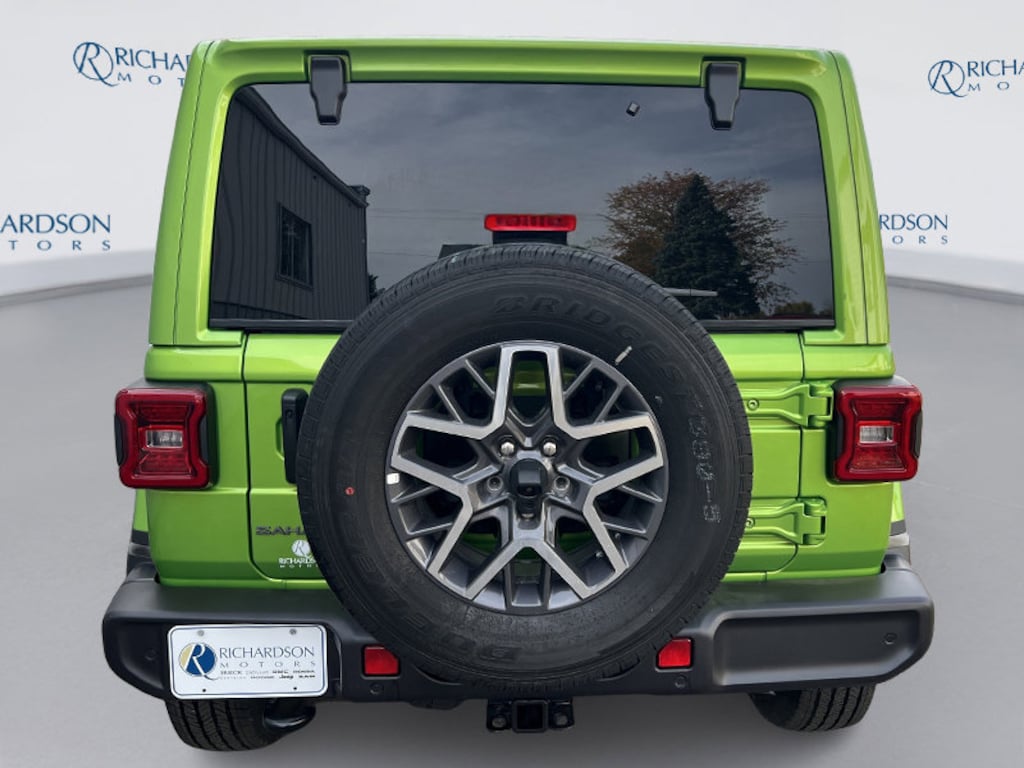 New 2026 Jeep Wrangler 4-DOOR SAHARA Sport Utility