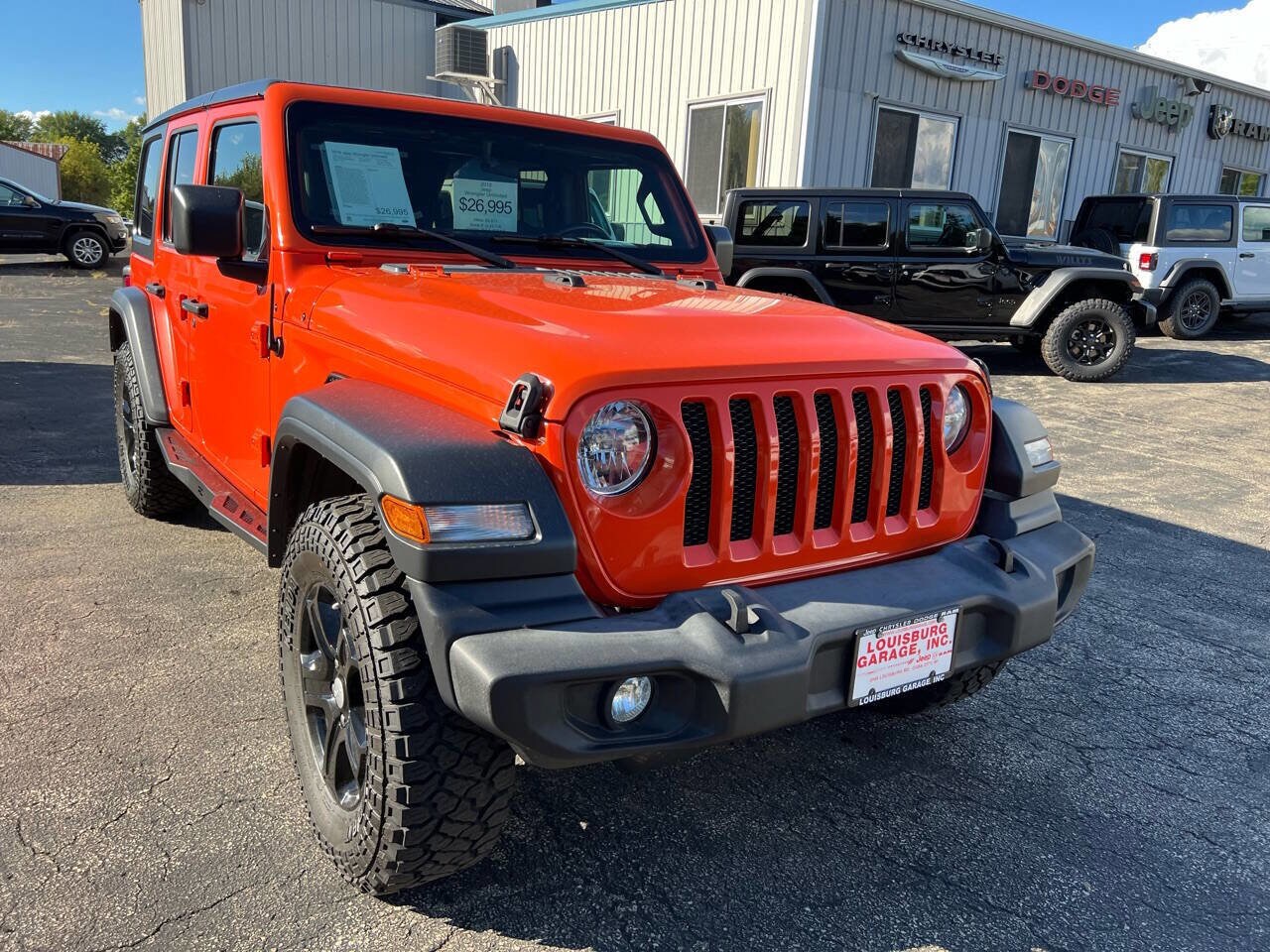 2019 Jeep Wrangler Unlimited Sport S photo 3