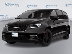 2026 Chrysler Pacifica SELECT Passenger Van
