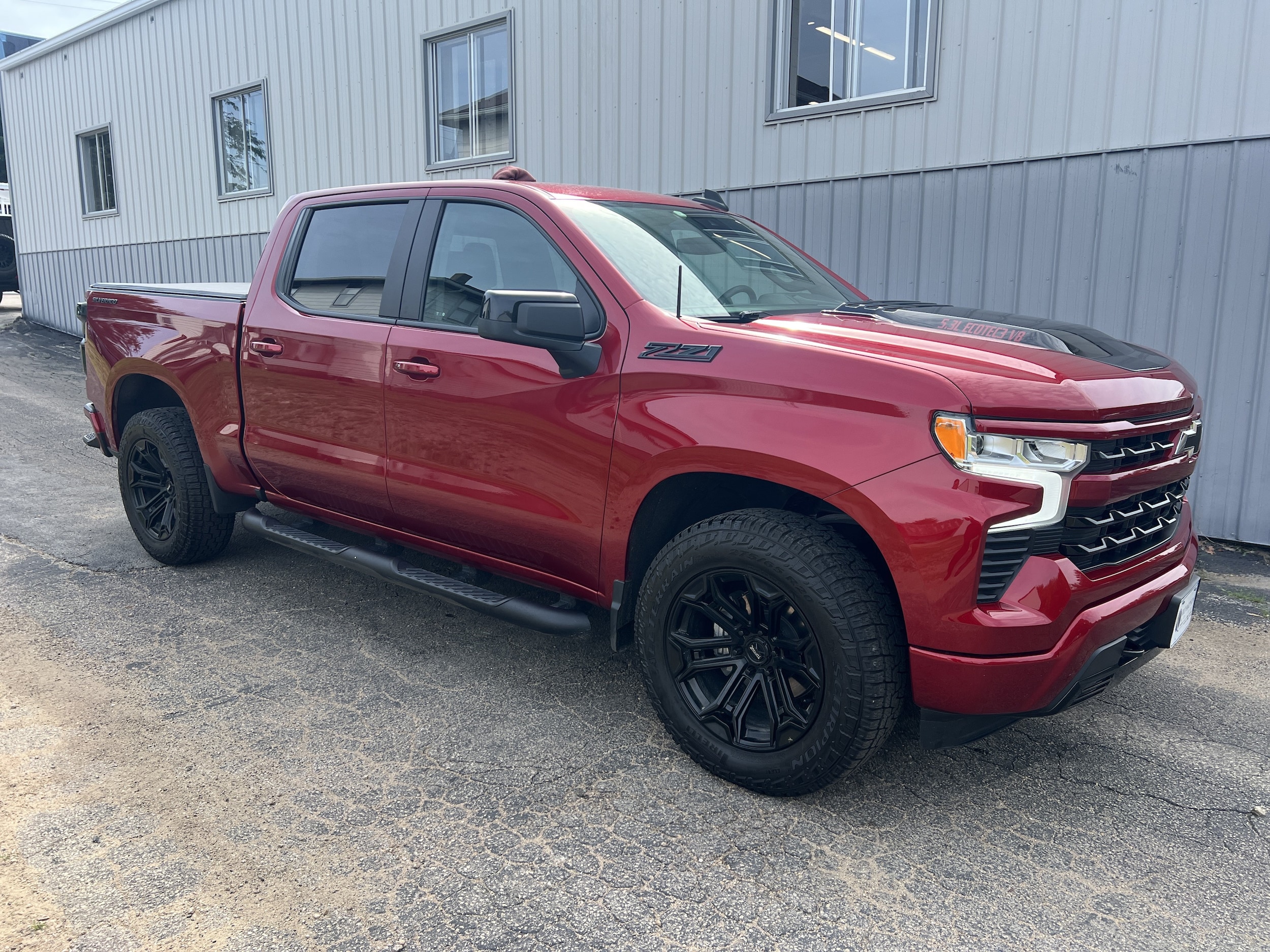 View vehicle photo 2