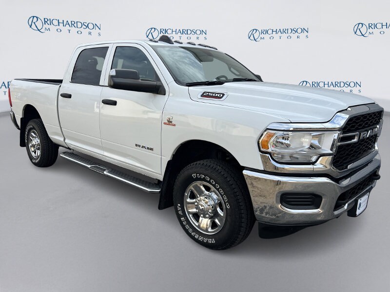 2021 Ram 2500 Tradesman photo 3